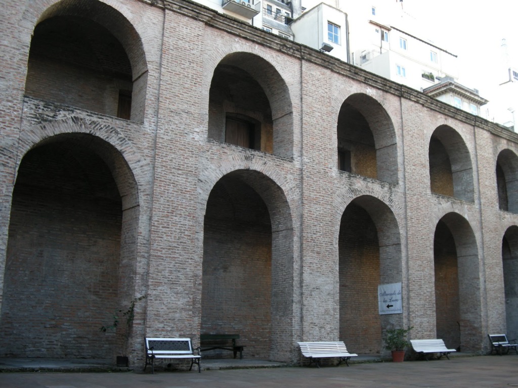 Patio de la Procuraduría de las Misiones